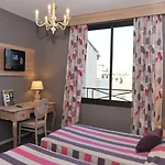 Ξενοδοχείο L'aragon A 50m De La Cite De