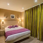 Hotel L'aragon A 50m De La Cite De Carcassonne