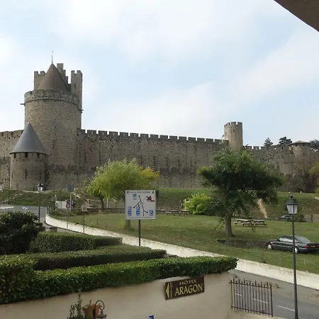 L'aragon A 50m De La Cite De Carcassonne