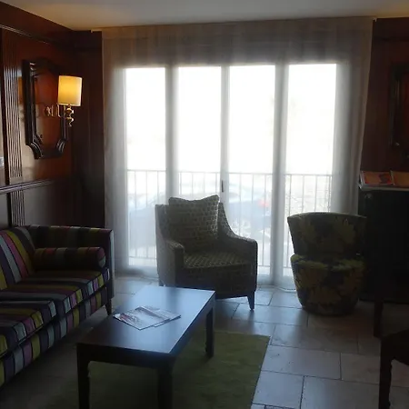 Otel L'aragon A 50m De La Cite De Carcassonne