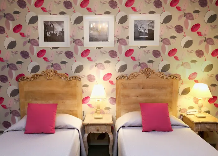 L'aragon A 50m De La Cite De Otel 3*
