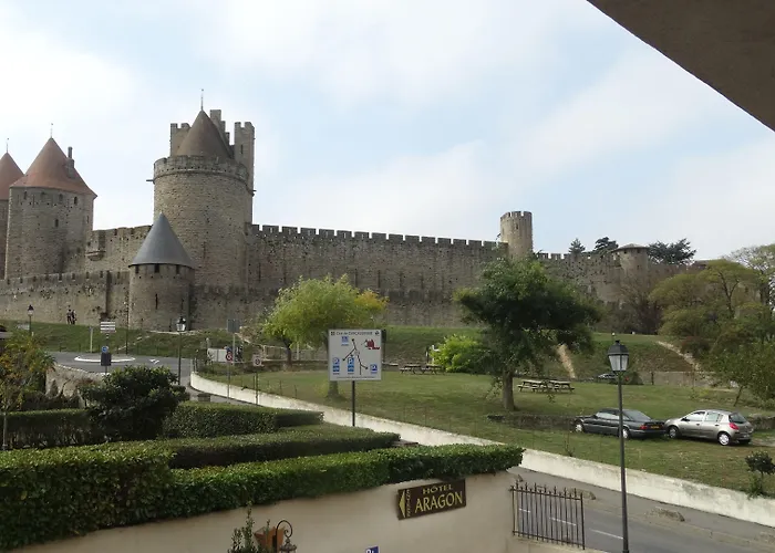 L'aragon A 50m De La Cite De Carcassonne