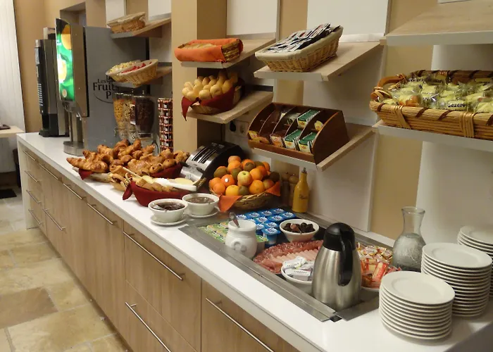 L'aragon 3* Carcassonne